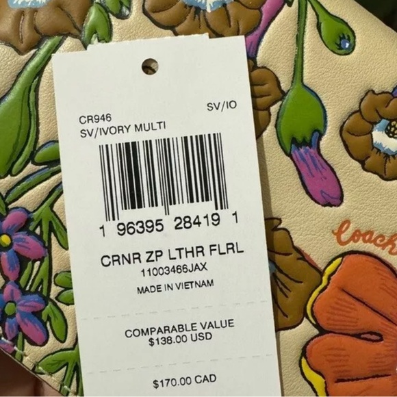 NWT COACH SMALL CORNER ZIP WRISTLET WITH FLORAL PRINT CR946 - Picture 6 of 9
